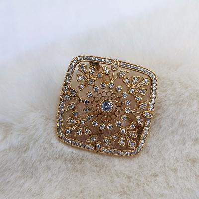 China Zircon Brass Brooch Ladies Square Fashion Real Gold Plated For Women for sale