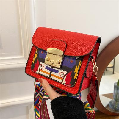 China Fashion Pattern Mini Jelly Bag New Trend Waterproof Female Wild Super Fire Geometric One-Shoulder Messenger Bag for sale