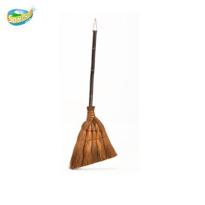 China Indoor and Outdoor Cleaning Tool Household Garden Grass Floor Cleaning Soft Coconut Broom for Indoor and Outdoor for sale