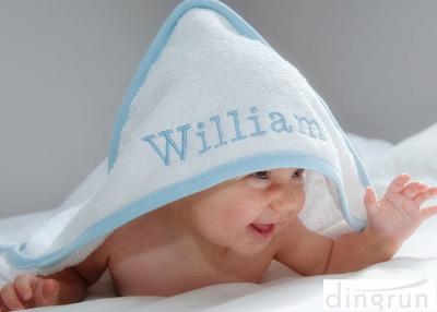 China Durable White Hooded Baby Towels Embroidered For Family 350gsm for sale