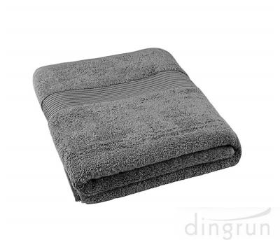 China Extra Large Premium Quality Luxury Cotton Bath Towel Soft Absorbent  For Hotel for sale