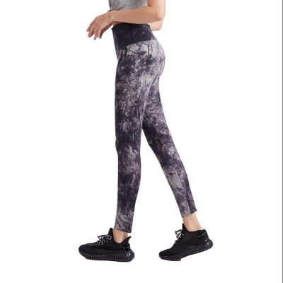 China Breathable Seamless High Waisted Yoga Pants Gaiters Yoga Pants for sale