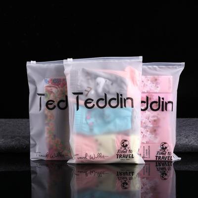 China Disposable CPE Slider Ziplock Packaging Bags Matte Zipper Bag For Clothing Garment Grade Slider Packaging Plastic Bag for sale