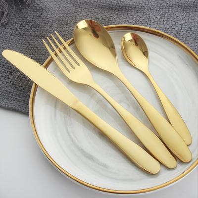 China CLASSIC gold flatware set spoon gold set cutlery set gold 2020 hot selling products in home and kitchen for sale