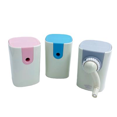 China High Quality and Nice Price Simple Colorful Hand Crank Pencil Sharpener Cute Plastic Student Fancy Pencil Sharpener Machine for Office School for sale