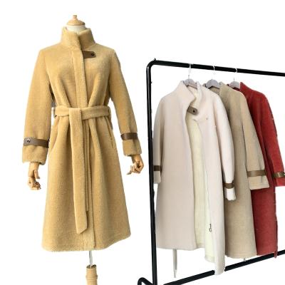 China Fashion Europe Style Reversible Winter Good Quality Real Fur Coat Women's Long Shearling Shearling Coat With Belt for sale