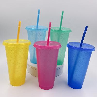 China Contemporary Hot Sales Summer 710ml Glitter Tumbler Clear Colorful Plastic Cup Cold Water Cups for sale