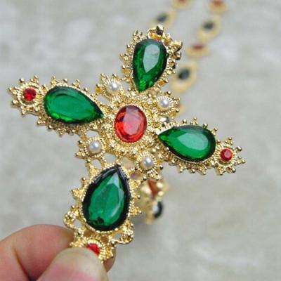 China FASHIONABLE Luxury Baroque Pearl Necklace Vintage Style Gold Plated Green Diamond Cross Necklace Women for sale