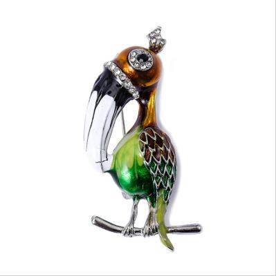 China Hot Selling Big Jewelry New Fashion Animal Brooches Corsage Enamel Parrot Brooch Clothing Accessories Pins for sale