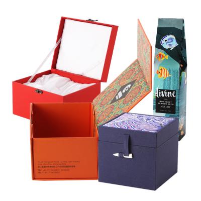 China 2022 Recyclable Small Shipping Cardboard Corrugated Magnetic Paper Jewelery Paper Packaging Luxury Gift Boxes for sale