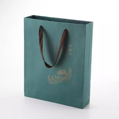 China OEM Recyclable Christmas Paper Craft Bag Corrugated Printed Kraft Paper Customer Paper Bag For Bread CLOTHES for sale