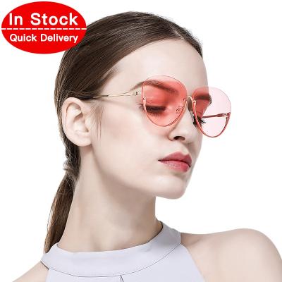 China Fashion Sunglasses 2019 In Glass Eyewear Custom Sunglasses 8352 OEM Logo High Quality Women Wholesale Fashion Metal Factory China Vogue Sun Glasses for sale