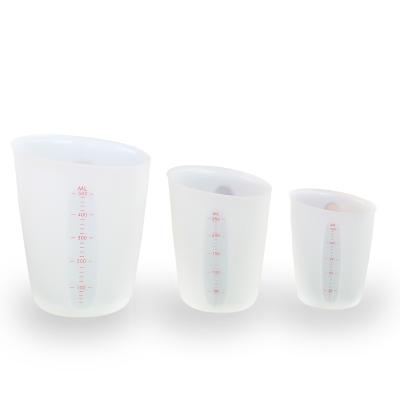 China 150ml 250ml 500ml DIY Cup Food Grade Silicone Measuring Cups Kitchen Silicone Measuring Cup Viable Custom Cooking Set for sale