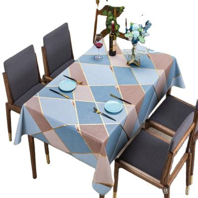 China 137cm*20m Wasserdicht Blau-Gold-Esszimmer Hochzeit Nichtgewebter Wasserdichtes Tischdeckel zu verkaufen