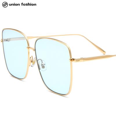 China Fashion Sunglasses High Quality Luxury Square Shape Women High Grade Eyewear UV400 Metal Sun Glasses Female Sellers for sale