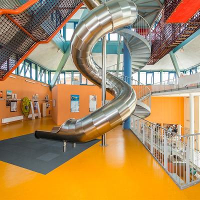 China Professional 3-15 Years Old Custom Kids Indoor Or Outdoor Playground Stainless Steel Tube Slide for sale