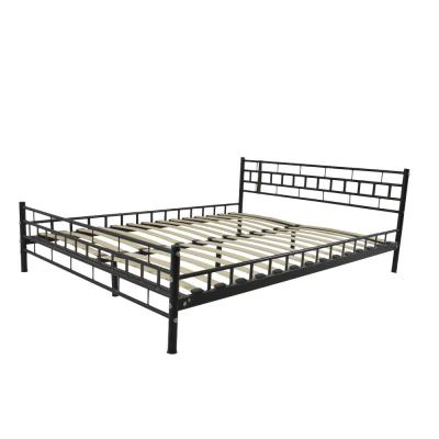 China Durable Queen Size Wood Slats Bench Metal View Platform With Headboard Footboard Metal Garden Bed for sale