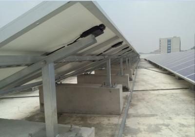 Cina Il grande generatore di corrente solare 5MW sul sistema di PV di griglia per genera la stazione in vendita