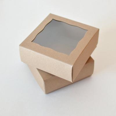 China Recyclable Custom Luxury Gift Box Packaging With Window for sale