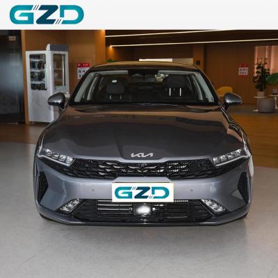 China Kia K5 Carros a gasolina Carros usados baratos Para GZD Automotive à venda