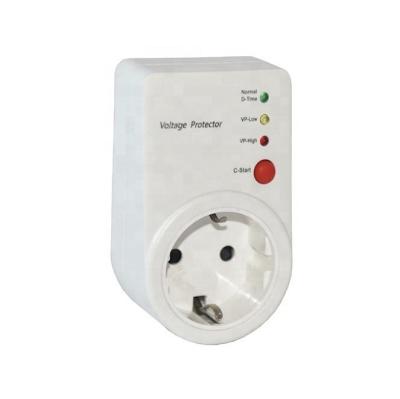 China Home Appliances 50 ~ 60Hz Voltage Protector With EU Socket for sale