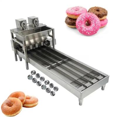 China Planta de fabricación Máquina de freír rosquillas automática comercial con capacidad de barril de 30L en venta