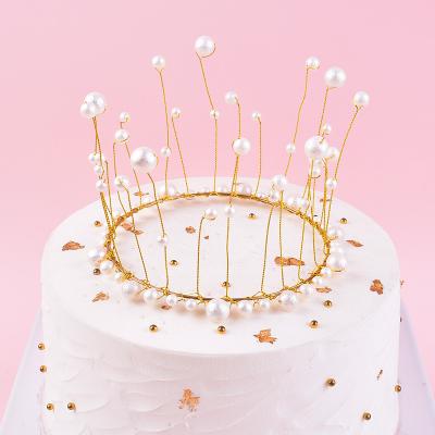 China Modern Popular Birthday Party Decoration Props Frosted Pearl Crown Cake Baking Ornaments for sale