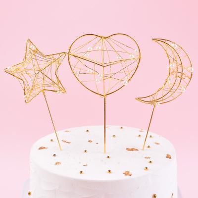 China Best selling modern three-dimensional pentagonal pentagonal love moon pearl hollow iron dessert table birthday cake decoration plug-in for sale