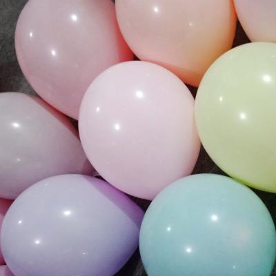 China Factory direct sale modern birthday balloon party decoration wedding decoration thickened 2.2g round candy macarone balloon for sale