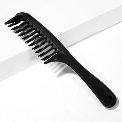 China Salon Colored Comb Detangle Curly Hair Comb Double Row Wet Portable Plastic Plastic Tooth Comb1299 for sale