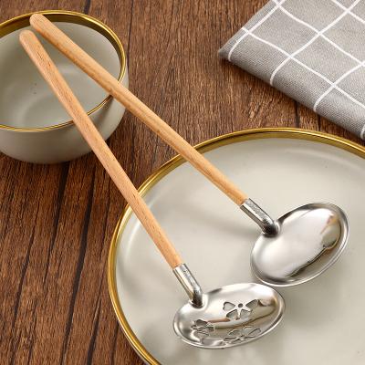 China Viable Hot Sale High Quality Exquisite Japanese Ramen Stainless Steel Kitchenware Spoon With Wooden Handle for sale