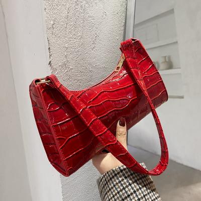 China Casual Armpit Tote Bags Women Handbags Luxury Shoulder Goods Fashion Women's Handbags 2022 for sale