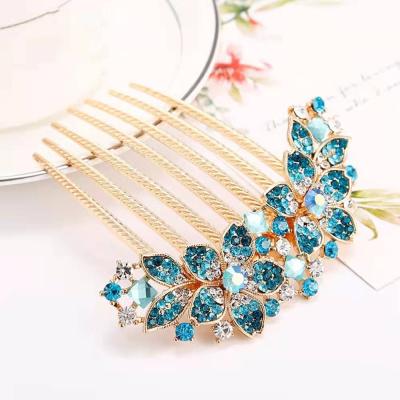 China Popular Stylish Retro Seven Tooth Hair Comb Crystal Diamond Hair Comb Ladies Rear Hair Comb for sale