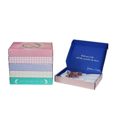 China Recycled Materials Recycled Cosmetic Cardboard Boxes Shipping Full Color Printing for sale