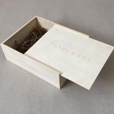 China Biodegradable Natural Wooden Drawer Gift Boxes Pine Wood Wine Boxes for sale