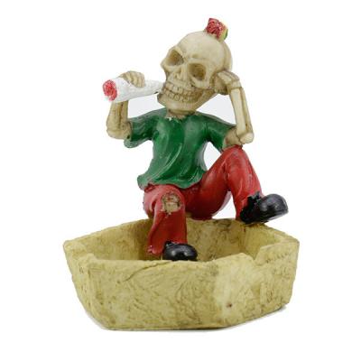 China Wholesale VAMAV 12CM Custom Jamaican Pirate Resin Cigarette Smoking Ashtray Personalized Ashtray for sale