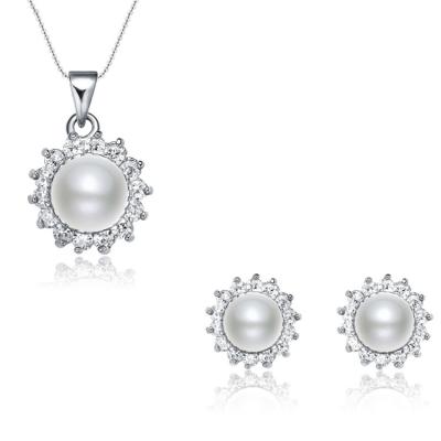 China Hot Sale 925 Sterling Silver Pearl Zircon Necklace Earrings High Quality Lead Free Nickel Free Fashion Ladies Charm Jewelry Set for sale