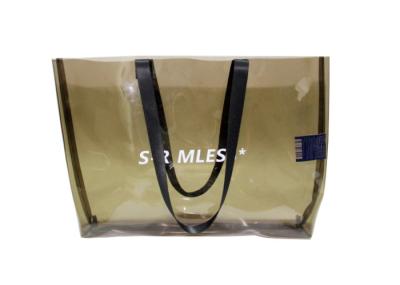 Chine Le sac d'emballage transparent de PVC de dames de sac à main fait sur commande de PVC avec la plage imprimée d'espace libre de logo met en sac à vendre