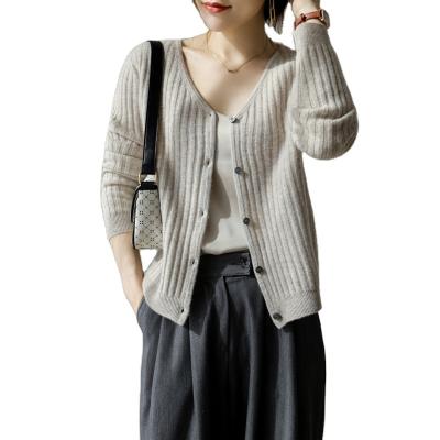 China Anti-wrinkle Runshi cashmere cardigan women's v-neckline short knitted pure wool long sleeves show slim foreign style, with woolen sweater for sale