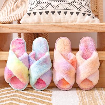 China 2022 Winter Rendering Home Outdoor Slippers Cross Women's Warm Indoor Slippers And Plush Slipper for sale