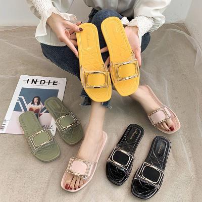 China 2021 fashion trend summer slippers beach soft unique holiday flip-flop sandals wholesale for sale