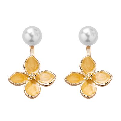 China Fashionable Korean Pearl Earrings Exquisite Petal Ear Jewelry For Women for sale