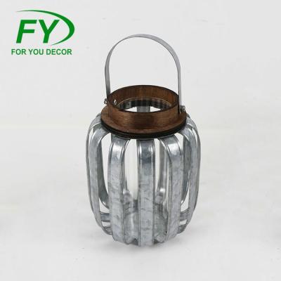 China Cheap Factory Made Home Decoration ML-2693 Antifading Garden Decoration Zinc Galvanized Antique Metal Lantern for sale