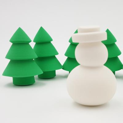 China Beauty Care Makeup Tools Christmas Gift Snowman Blast Non-latex Bulk Blender Christmas Tree Custom Makeup Sponge for sale