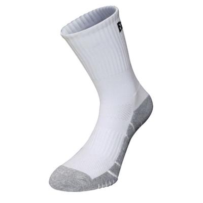 China Anti Slip Sock Non Slip Anti Bacterial Football Sports Grip Sports Grip Socks for sale