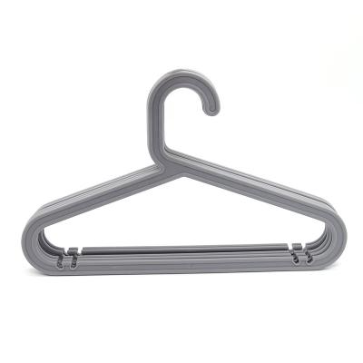 China Wholesale cheap multifunctional pp plastic hanger, cloth hanger plastic, strong plastic hangers for clothes for sale