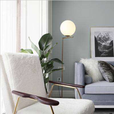 China Nordic minimalist vertical study lamp simple design bedroom corner lamp living room ball floor lamp for sale