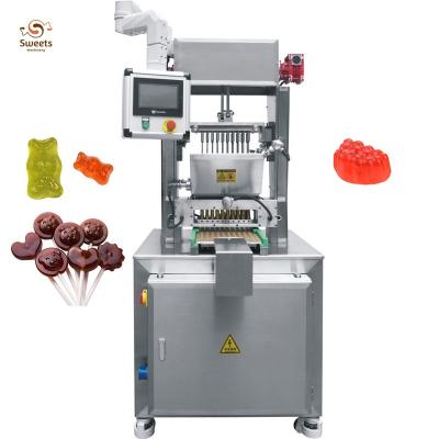 China Semi-automatic Small Capacity Confectionery Gummy Candy Making Machine zu verkaufen