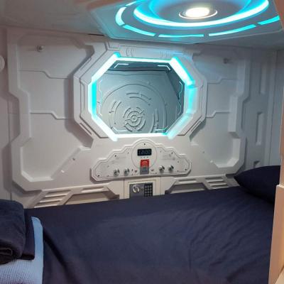 China Hotel Bed STARSDOVE- Capsule Equipment Capsule Room For Family for sale