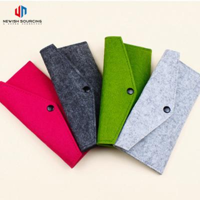 China All Kinds Of Latest Design Online Shop Promotion Gift Wallet Felt Mobile Phone Bag for sale